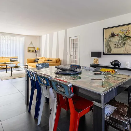 Appartamento Splendid Flat In The Heart Of With Pa